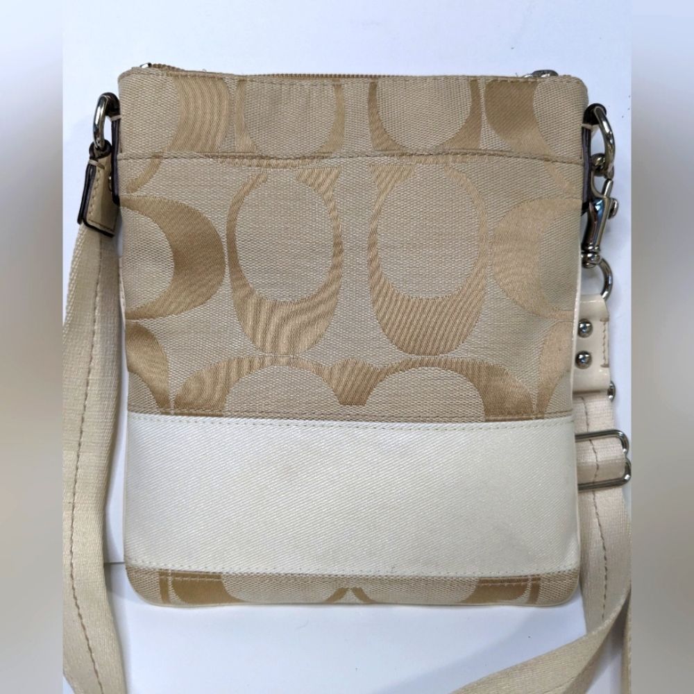 Coach Crossbody Bag Swingpack Purse